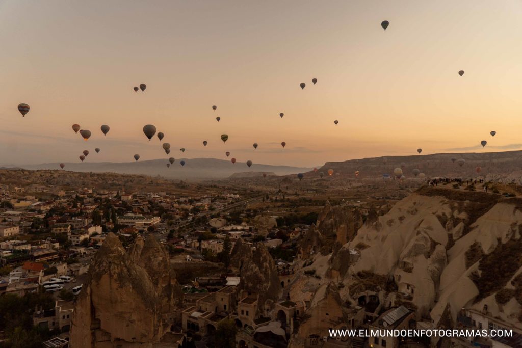 Capadocia-globos-amanecer