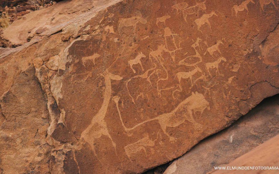 Qué ver en Damaraland: Spitzkoppe y Twyfelfontein